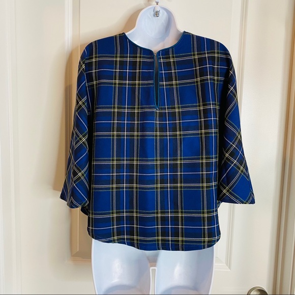 Vintage Beautiful Handmade Blue Tartan Cape Shawl - Picture 8 of 10